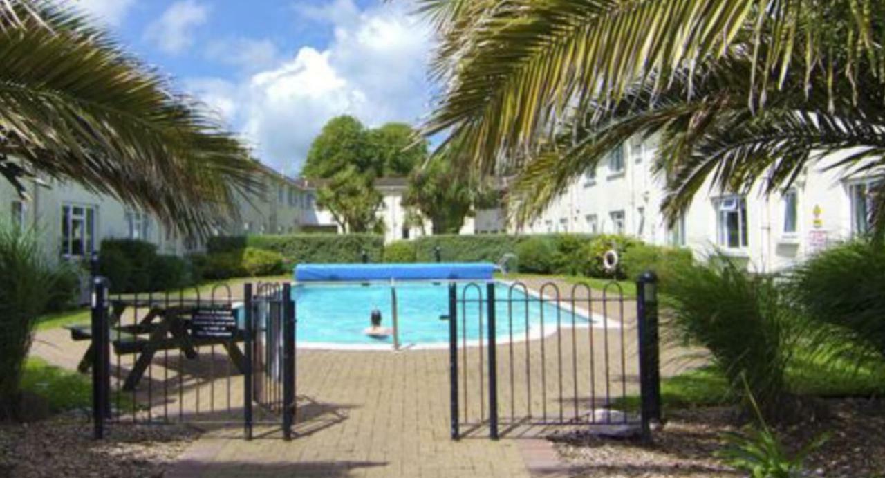 Esplanade Court Apartment With Communal Seasonal Heated Pool Paignton Luaran gambar