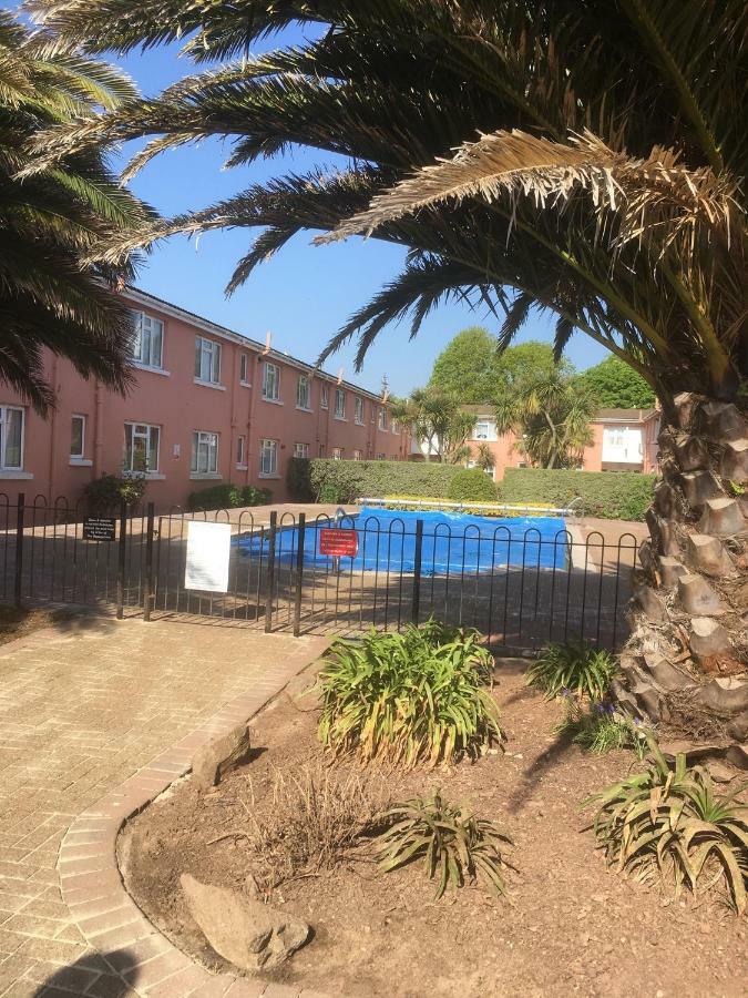 Esplanade Court Apartment With Communal Seasonal Heated Pool Paignton Luaran gambar
